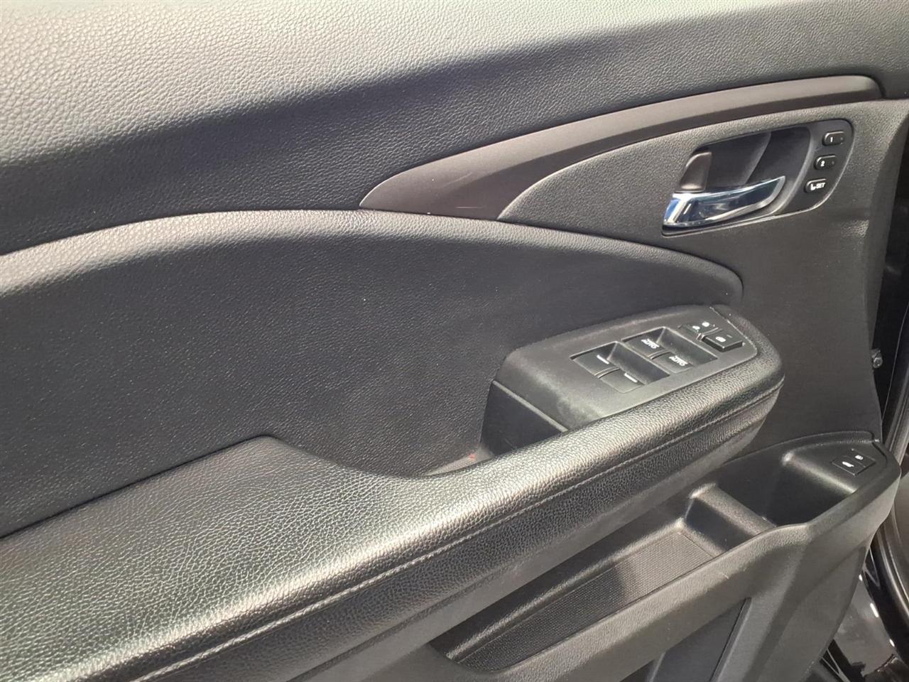 Honda Pilot EX-L w/Navi & RES AWD 2019