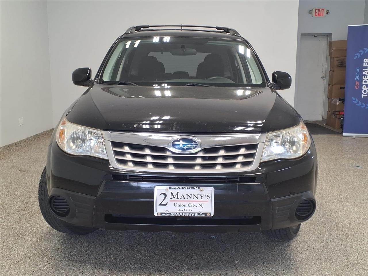 Subaru Forester 4dr Man 2.5X w/Alloy Wheel Value Pkg 2011