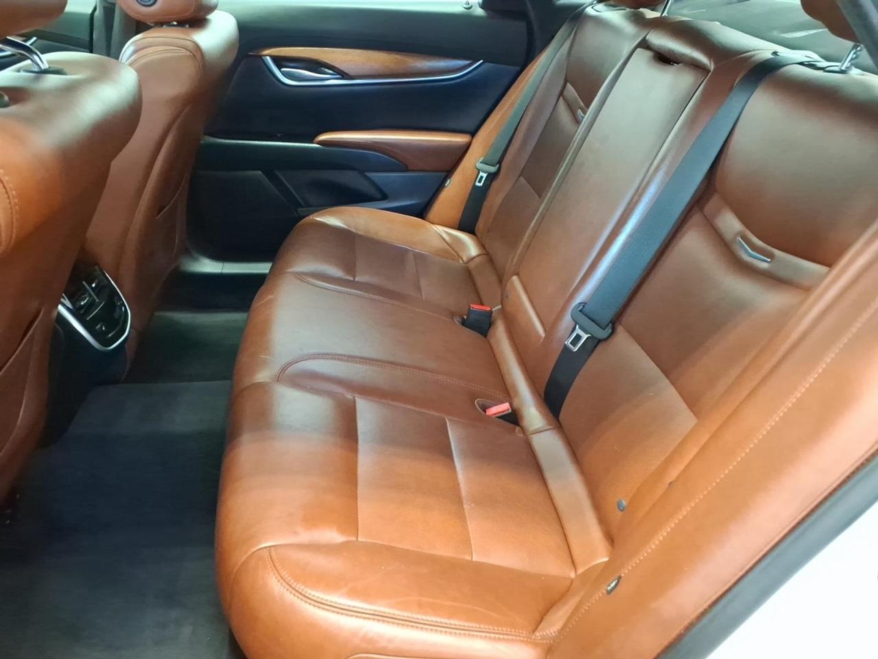 Cadillac XTS 4dr Sdn Luxury Collection AWD 2016