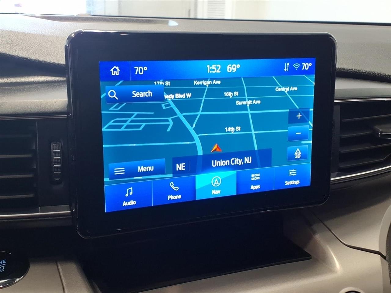 Ford Explorer XLT 4WD 2023