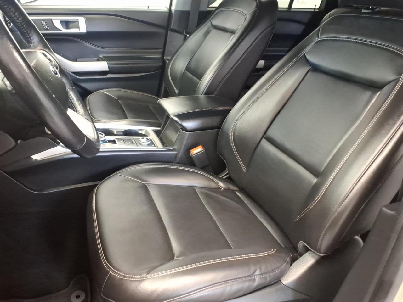 Ford Explorer XLT 4WD 2023