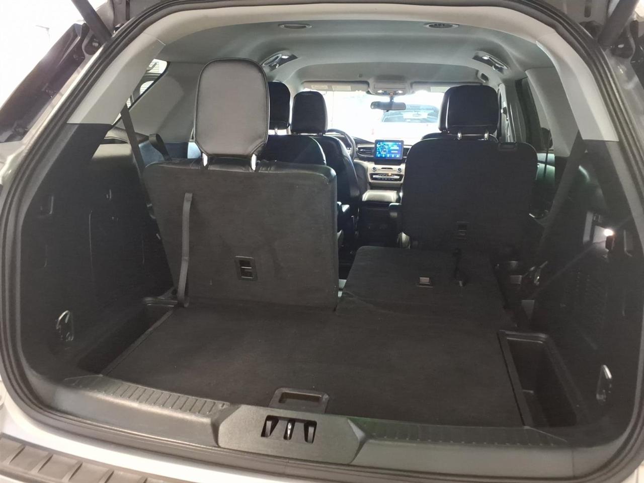 Ford Explorer XLT 4WD 2023