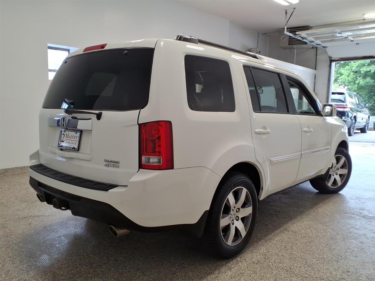 Honda Pilot 4WD 4dr Touring w/RES & Navi 2013