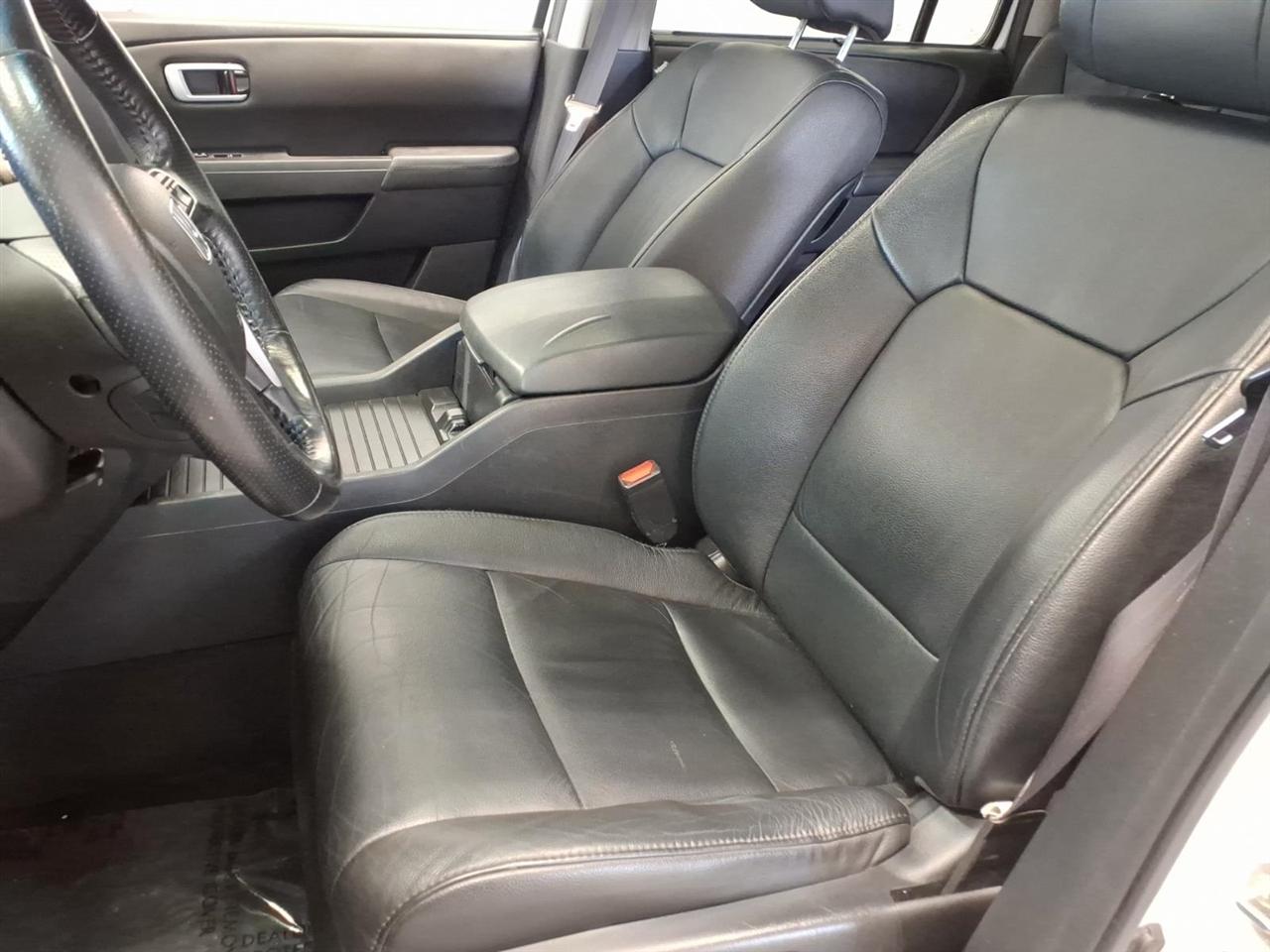 Honda Pilot 4WD 4dr Touring w/RES & Navi 2013