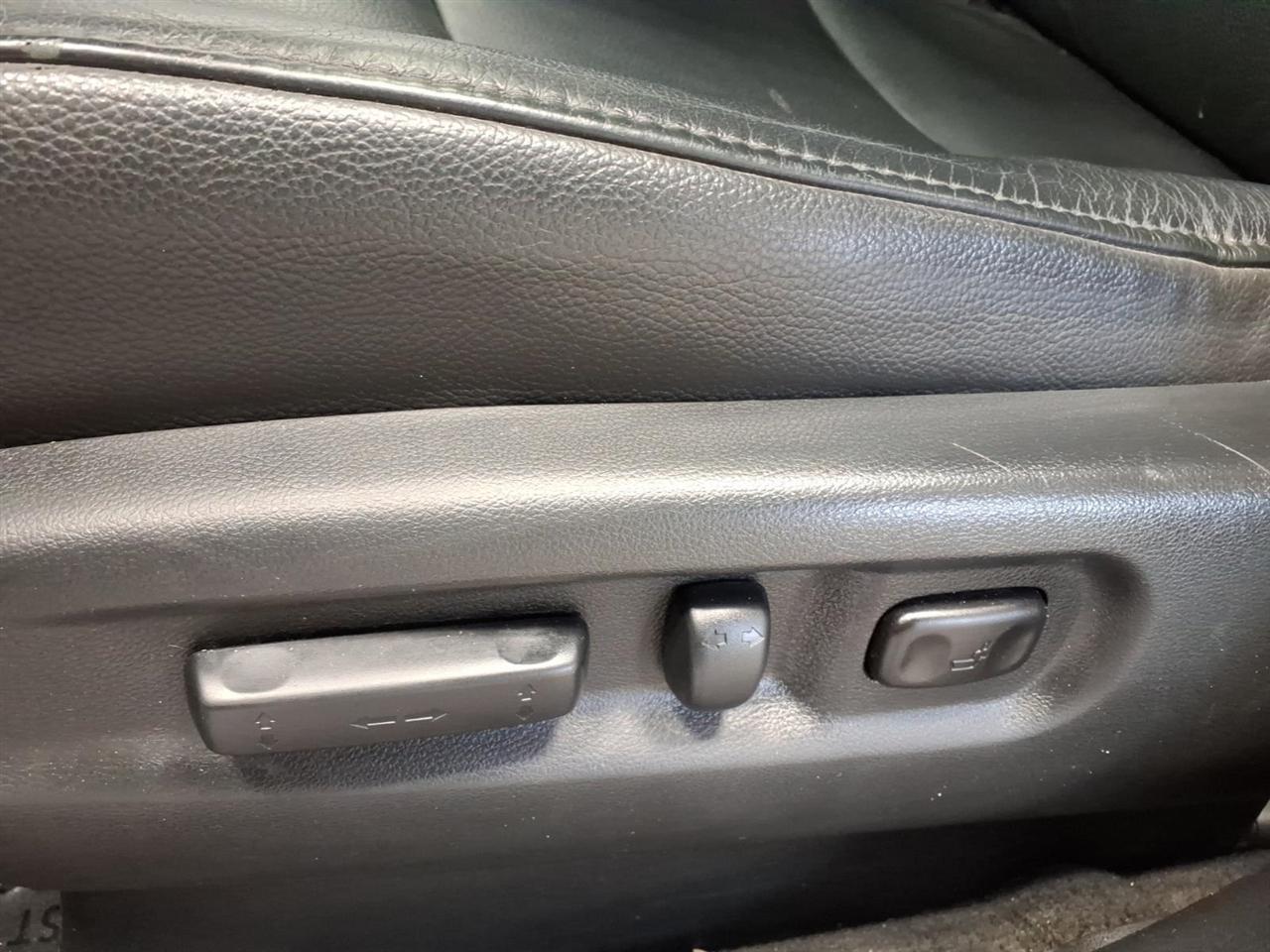 Honda Pilot 4WD 4dr Touring w/RES & Navi 2013