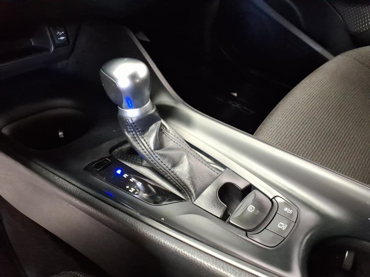 Toyota C-HR XLE Premium FWD (Natl) 2018