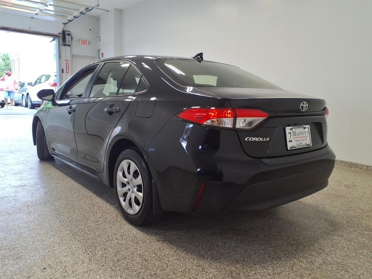 Toyota Corolla LE CVT (Natl) 2023