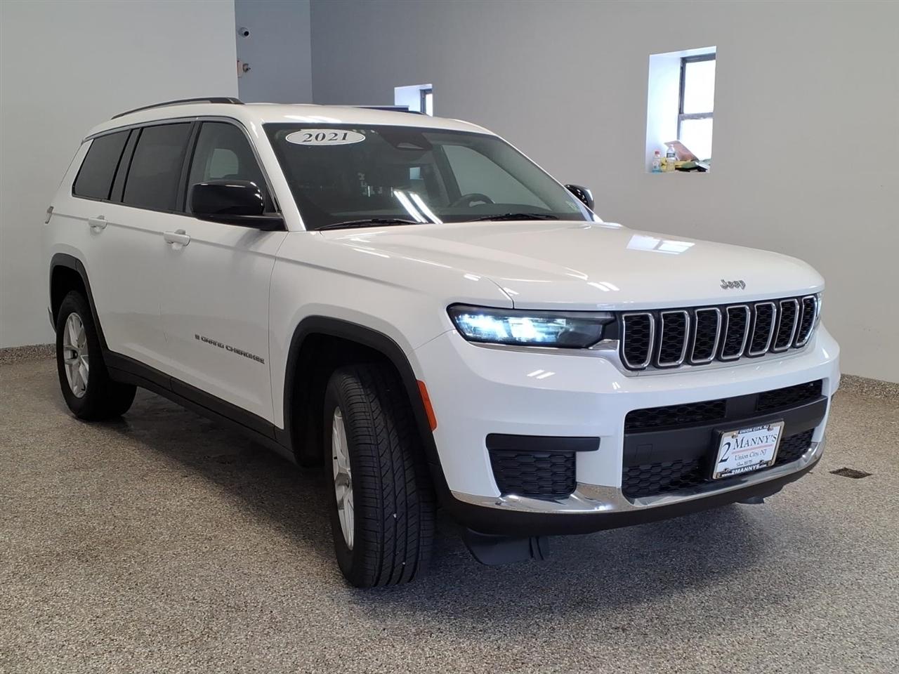 Jeep Grand Cherokee L Laredo 4x4 2021
