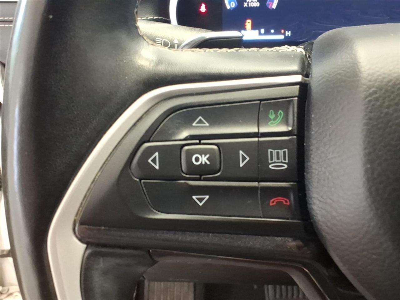 Jeep Grand Cherokee L Laredo 4x4 2021