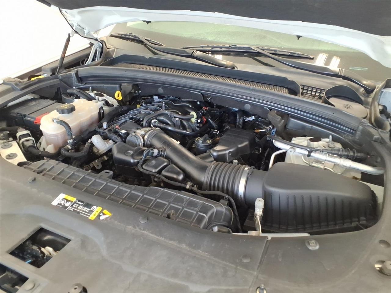 Jeep Grand Cherokee L Laredo 4x4 2021