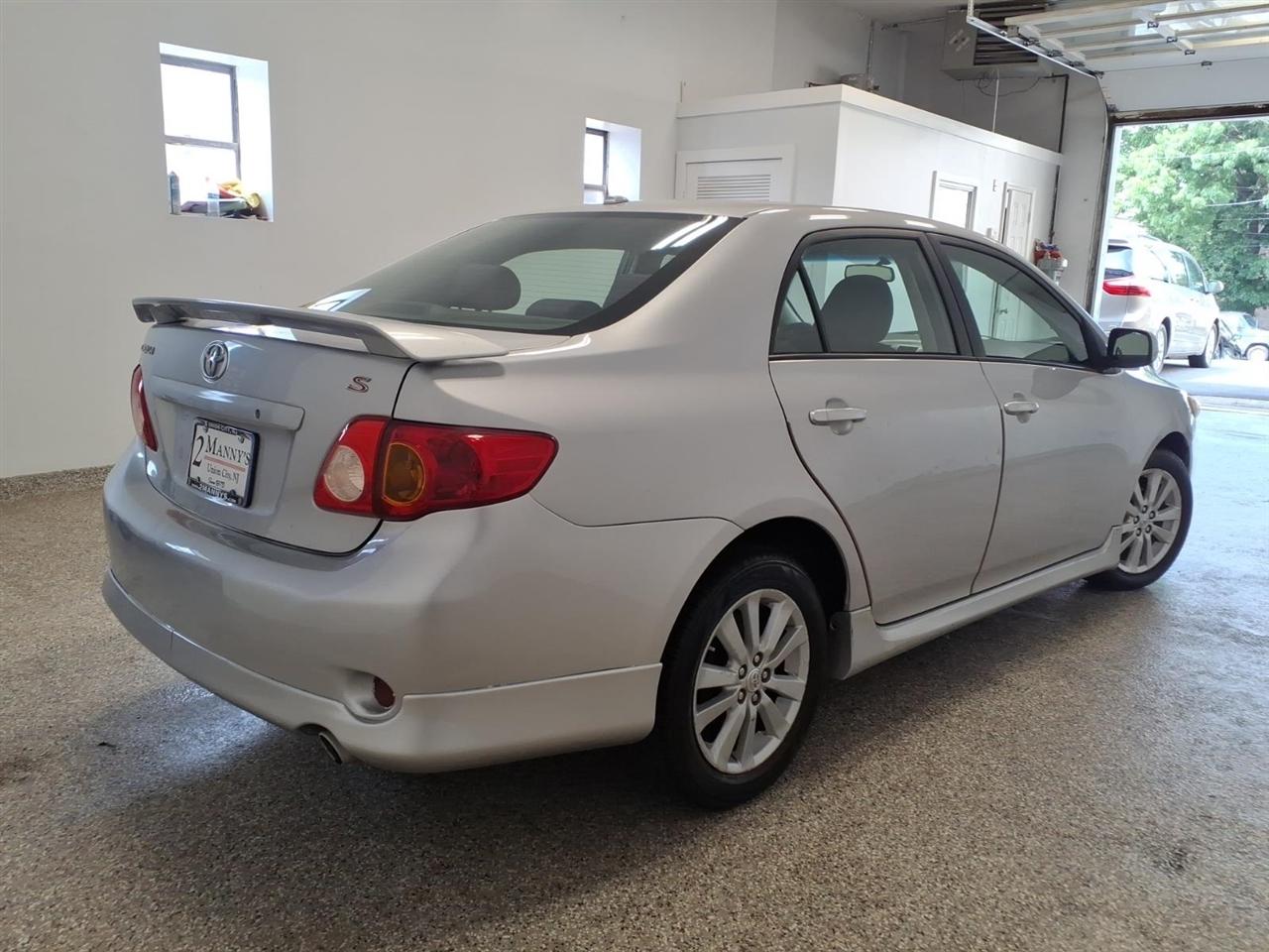 Toyota Corolla S 2010