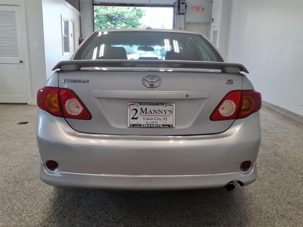 Toyota Corolla S 2010
