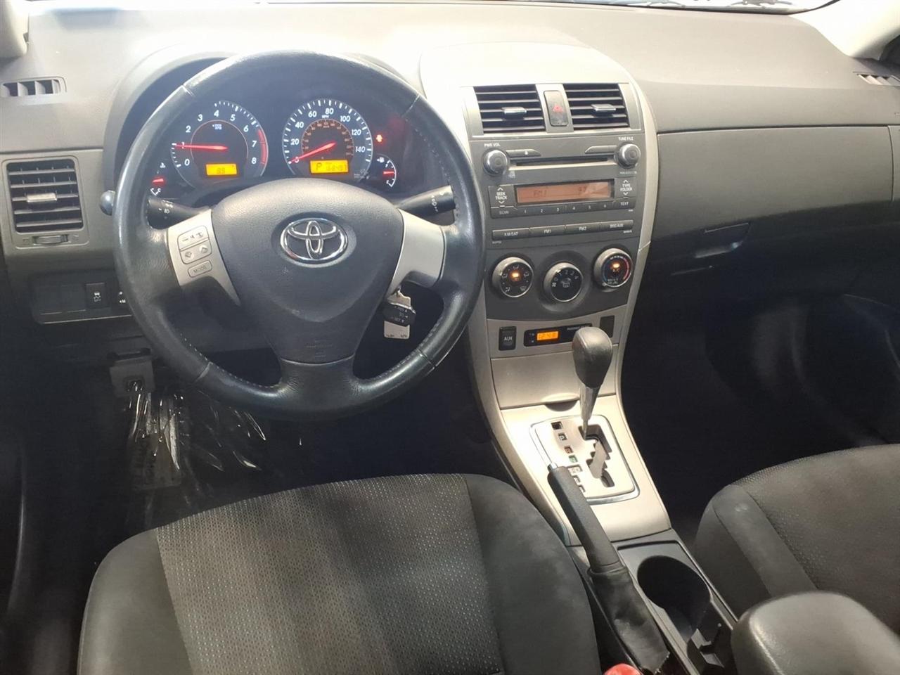 Toyota Corolla S 2010