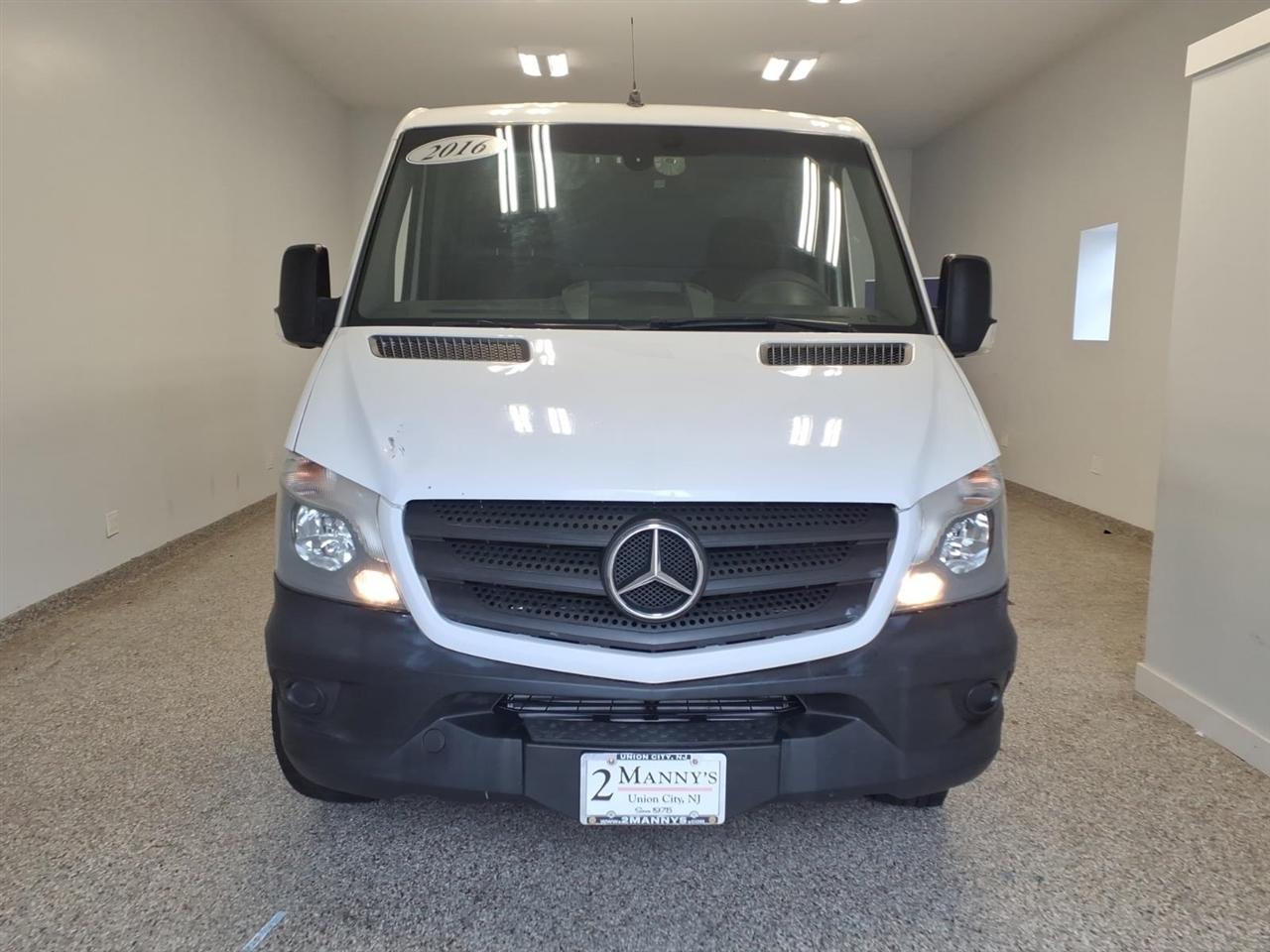 Mercedes-Benz Sprinter Cargo Vans RWD 2500 144" 2016