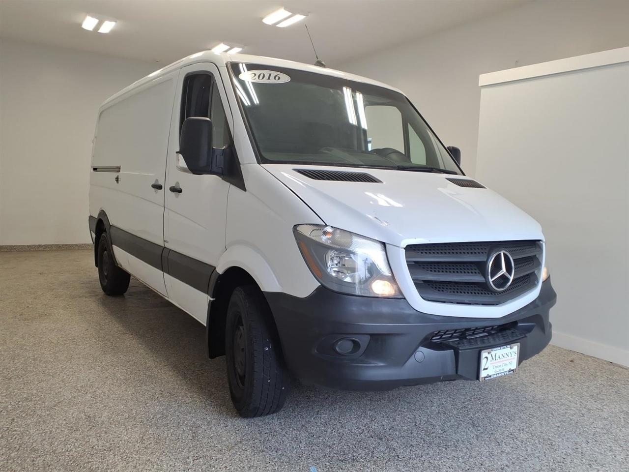 Mercedes-Benz Sprinter Cargo Vans RWD 2500 144" 2016