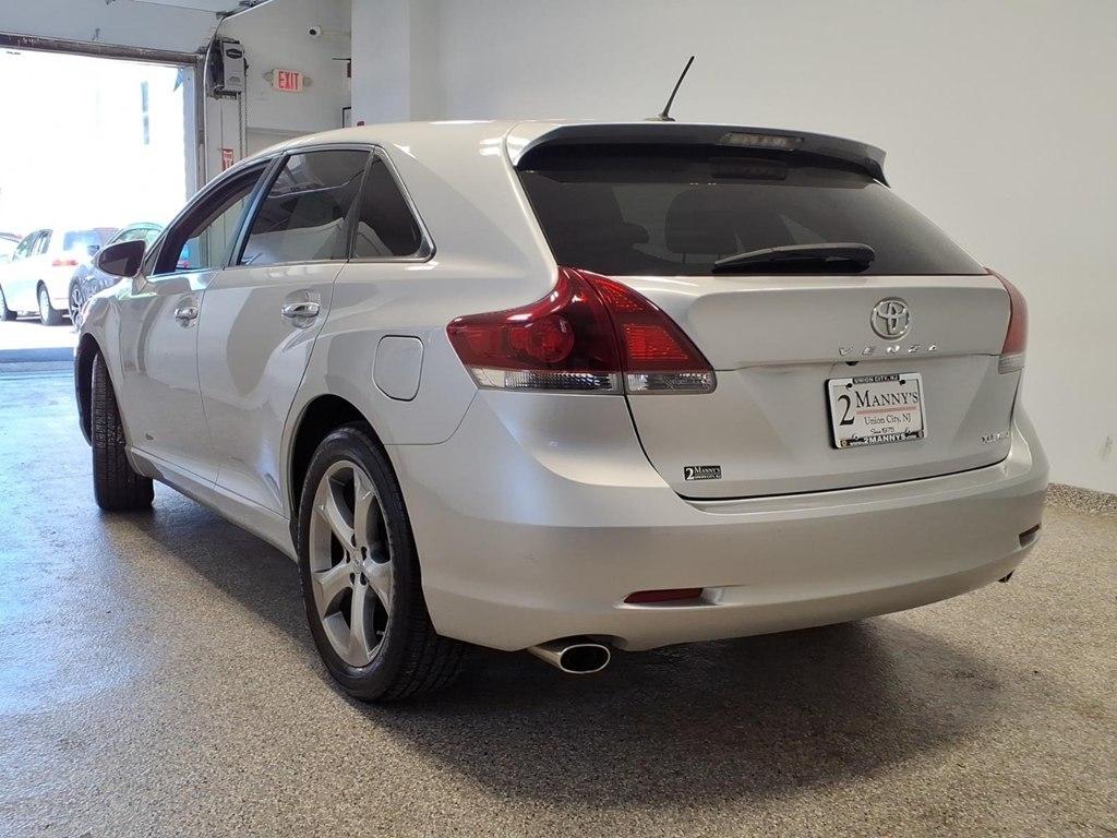 Toyota Venza 4dr Wgn V6 AWD XLE (Natl) 2013