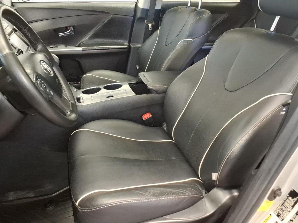 Toyota Venza 4dr Wgn V6 AWD XLE (Natl) 2013
