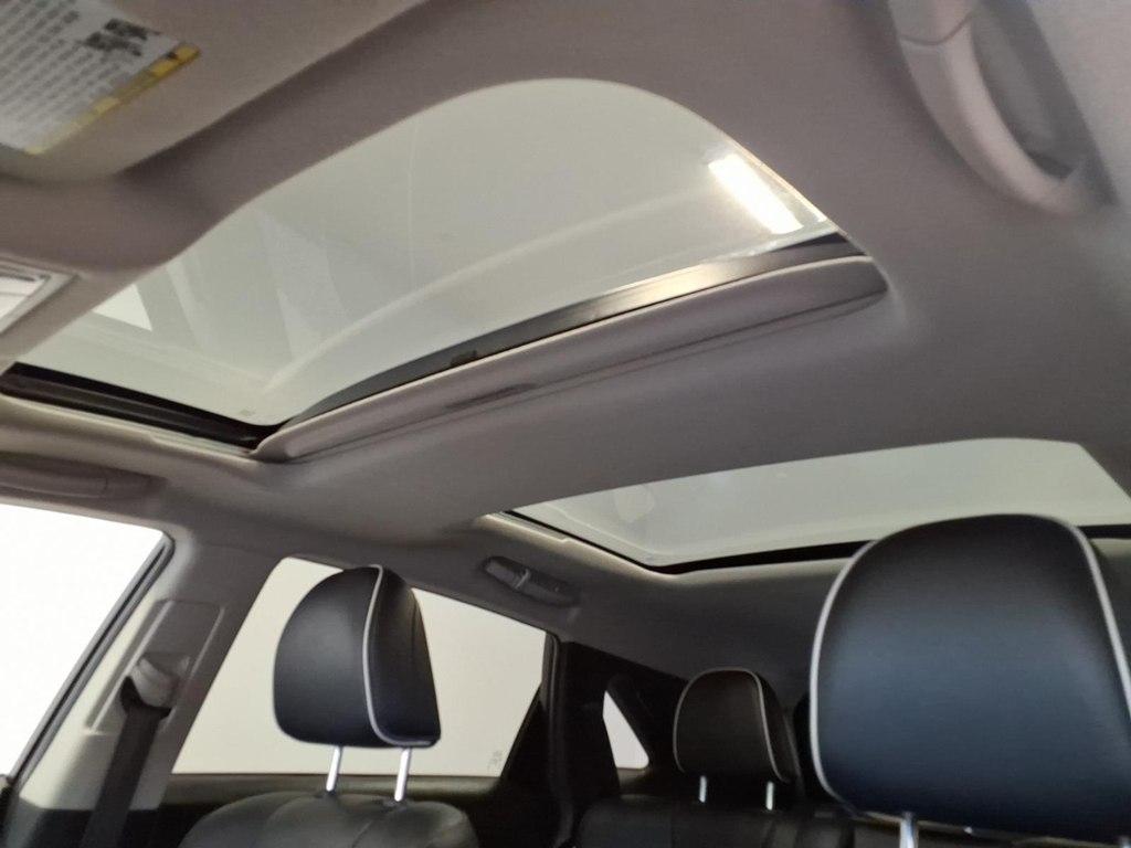 Toyota Venza 4dr Wgn V6 AWD XLE (Natl) 2013