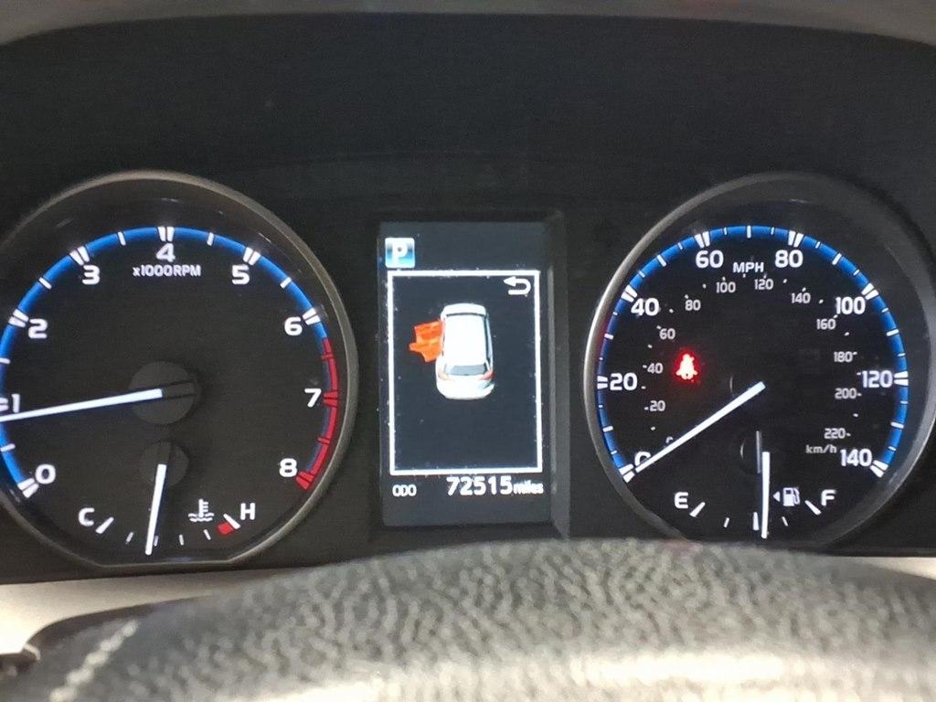 Toyota RAV4 LE AWD (Natl) 2017