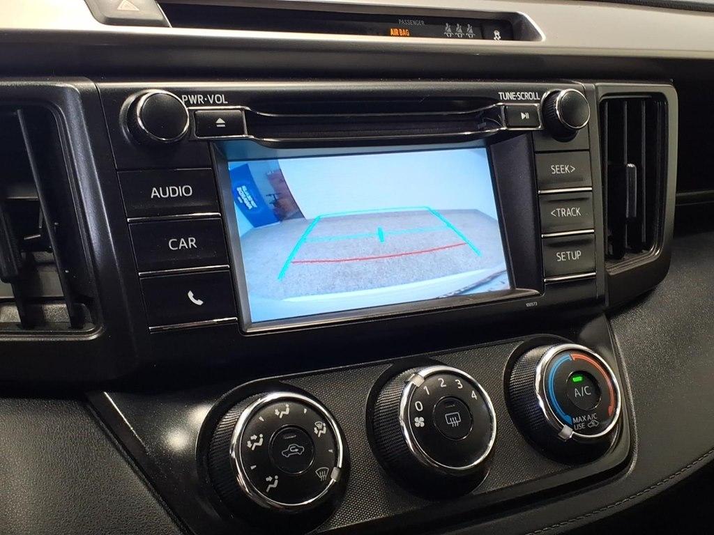 Toyota RAV4 LE AWD (Natl) 2017