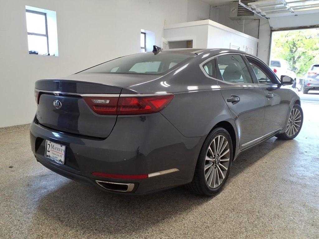 Kia Cadenza Technology Sedan 2017