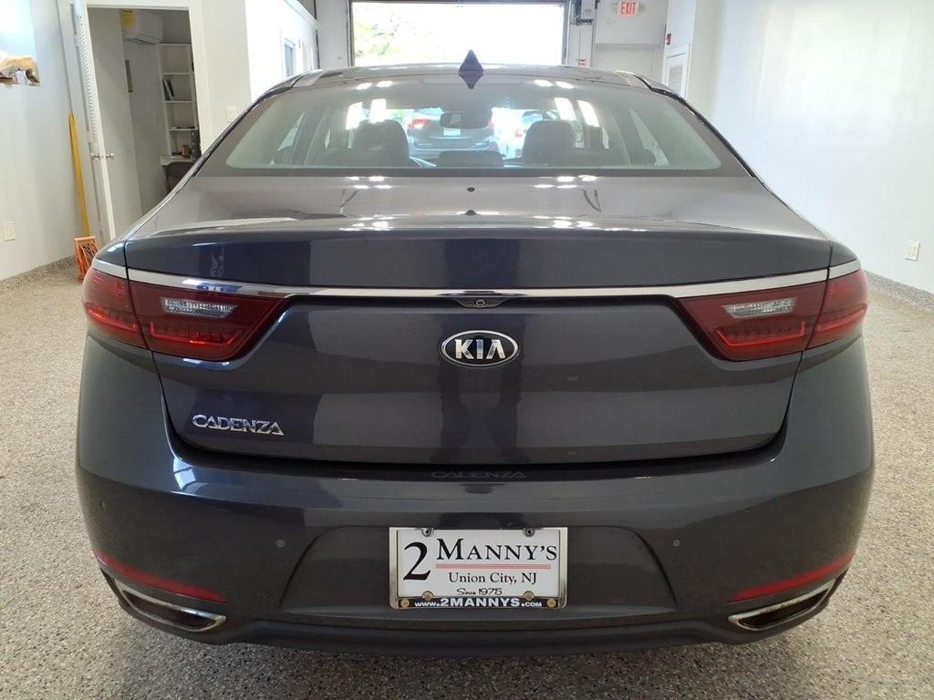 Kia Cadenza Technology Sedan 2017