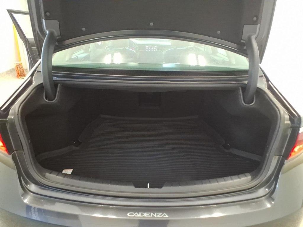 Kia Cadenza Technology Sedan 2017