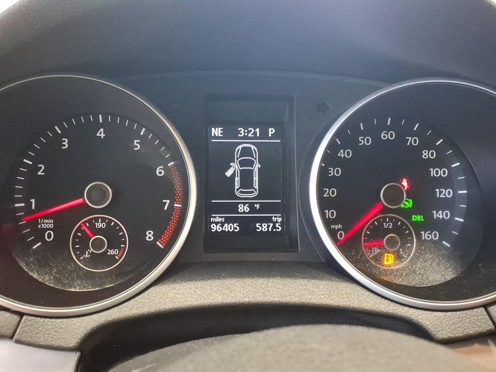Volkswagen Golf 4dr HB Auto 2011