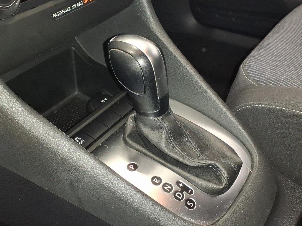 Volkswagen Golf 4dr HB Auto 2011