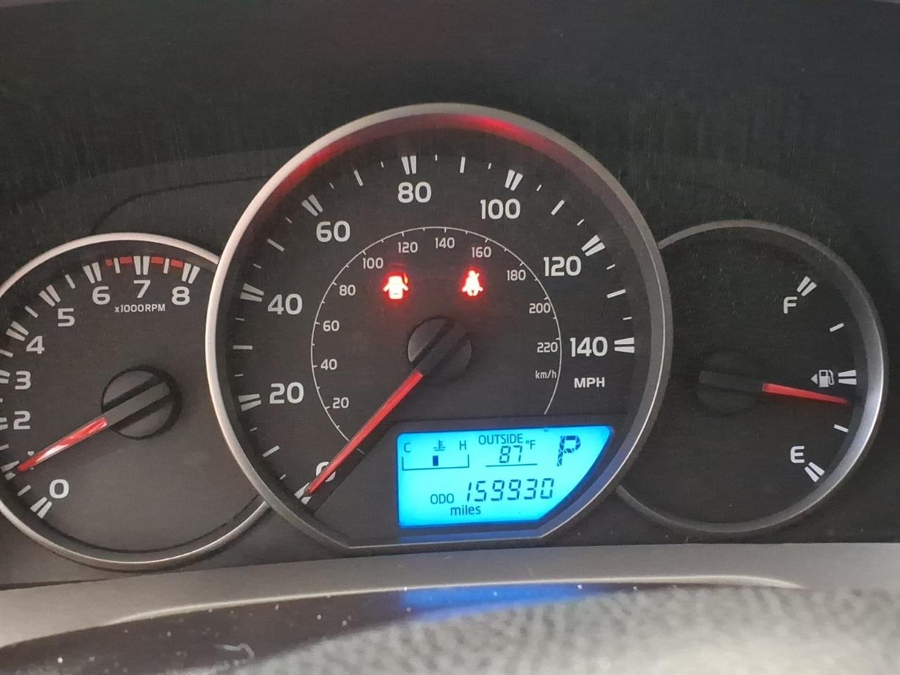 2016 Toyota RAV4 LE - Photo 11
