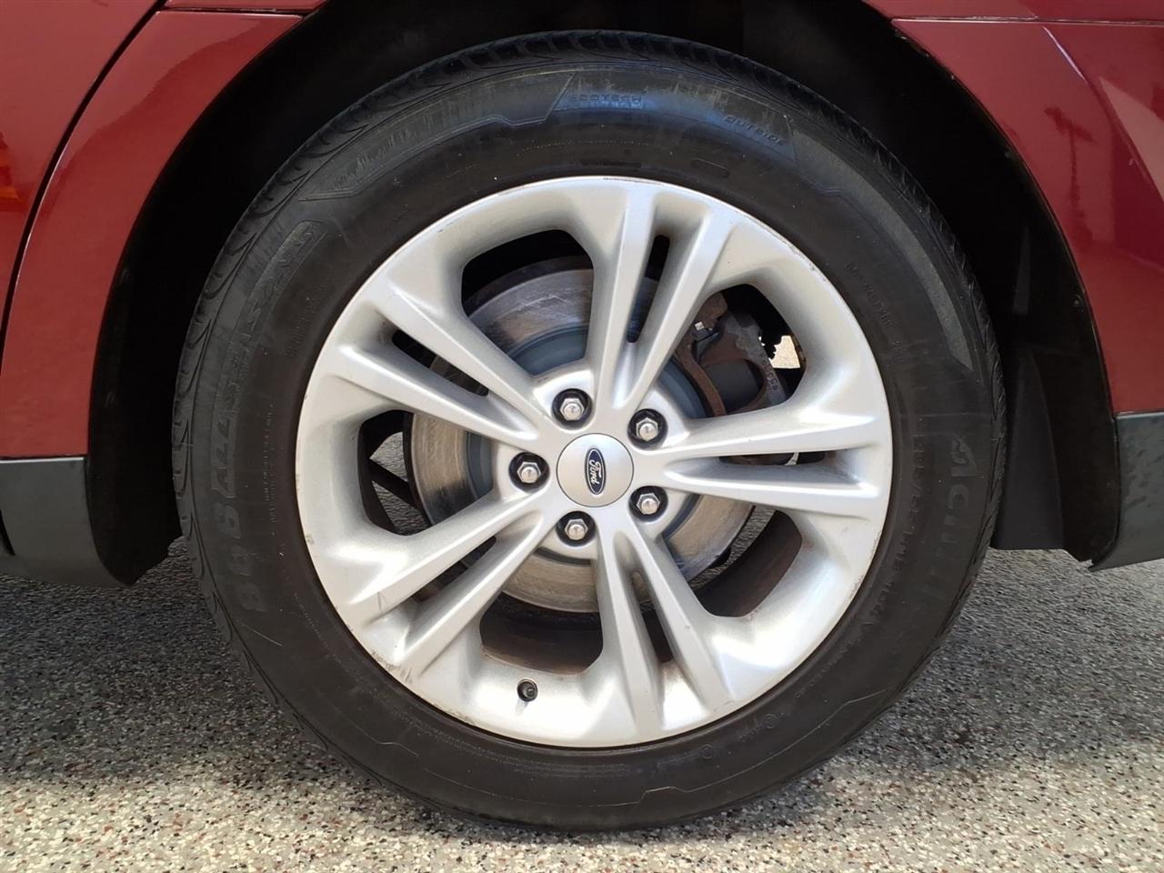 2014 Ford Taurus SEL - Photo 7