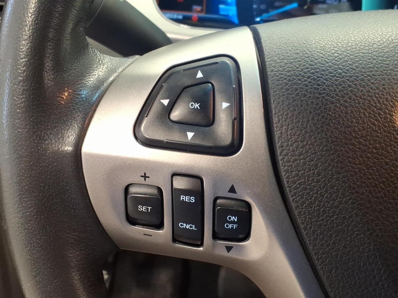 2014 Ford Taurus SEL - Photo 10