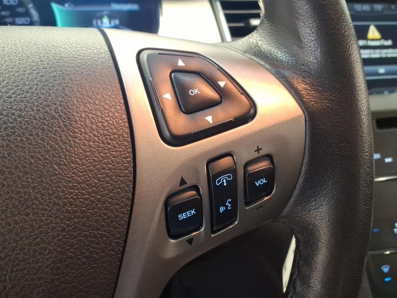 2014 Ford Taurus SEL - Photo 12