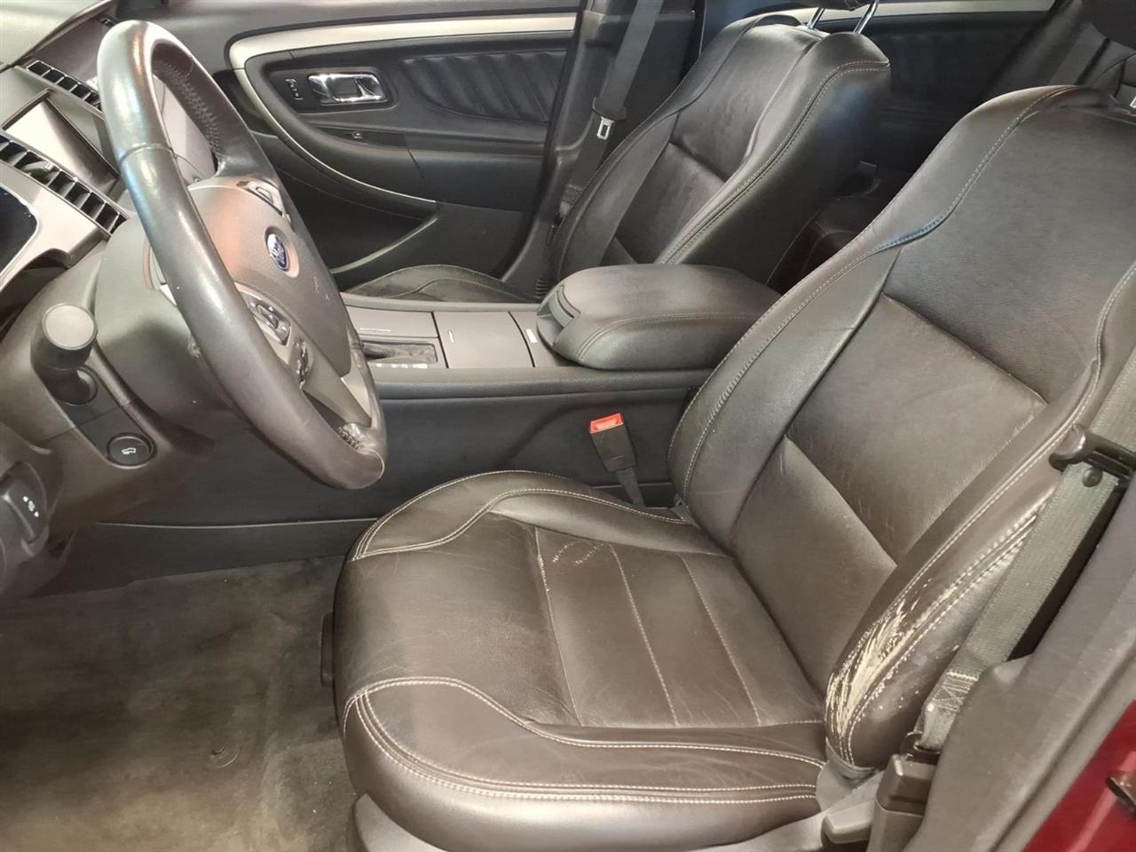 2014 Ford Taurus SEL - Photo 15