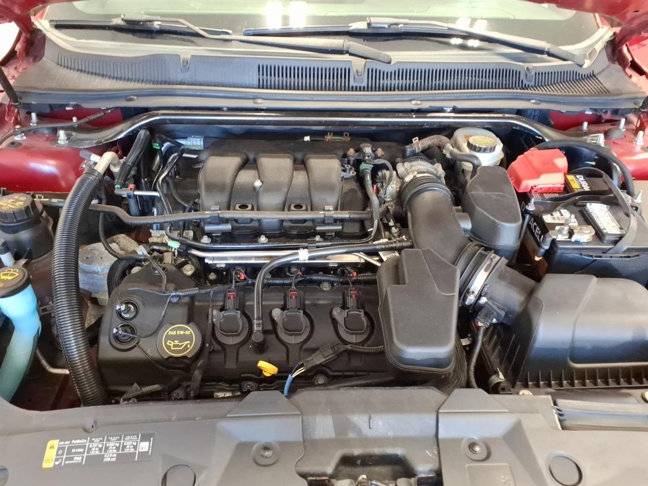 2014 Ford Taurus SEL - Photo 20