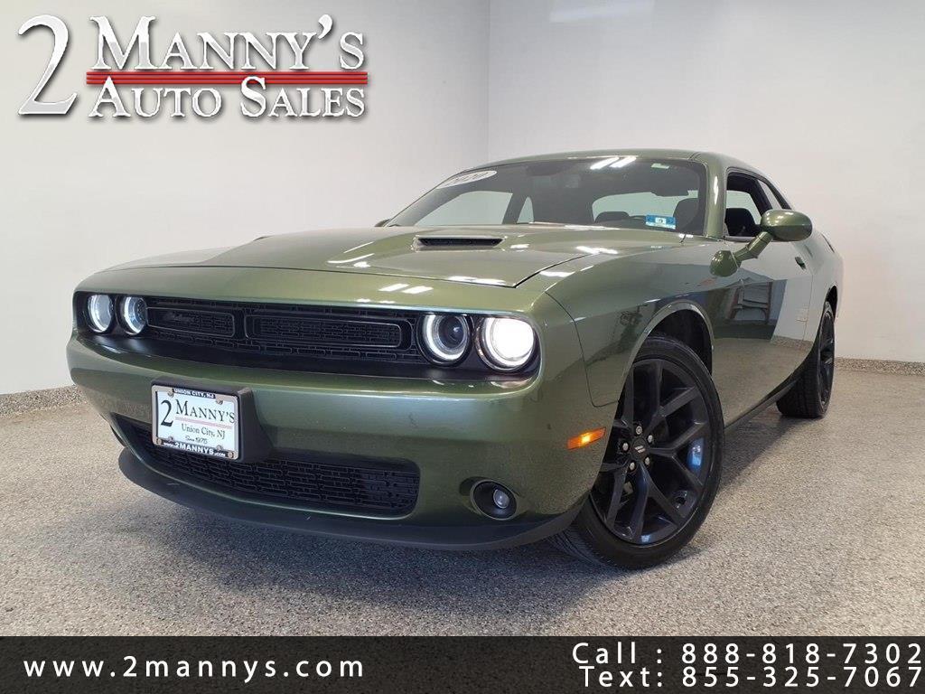 2020 Dodge Challenger SXT RWD