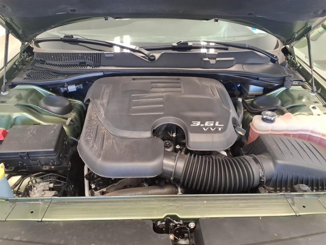 Dodge Challenger SXT RWD 2020