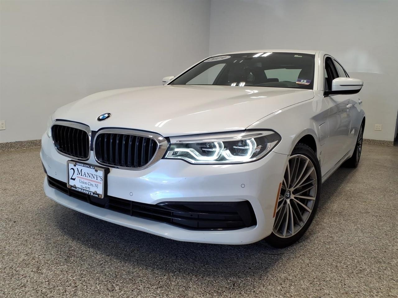 2019 BMW 5 Series 530e xDrive iPerformance Plug-In Hybrid