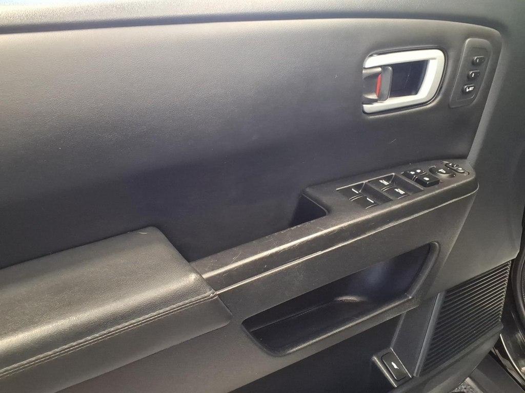 Honda Pilot 4WD 4dr Touring w/RES & Navi 2015