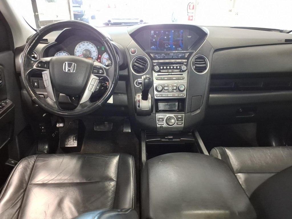 Honda Pilot 4WD 4dr Touring w/RES & Navi 2015