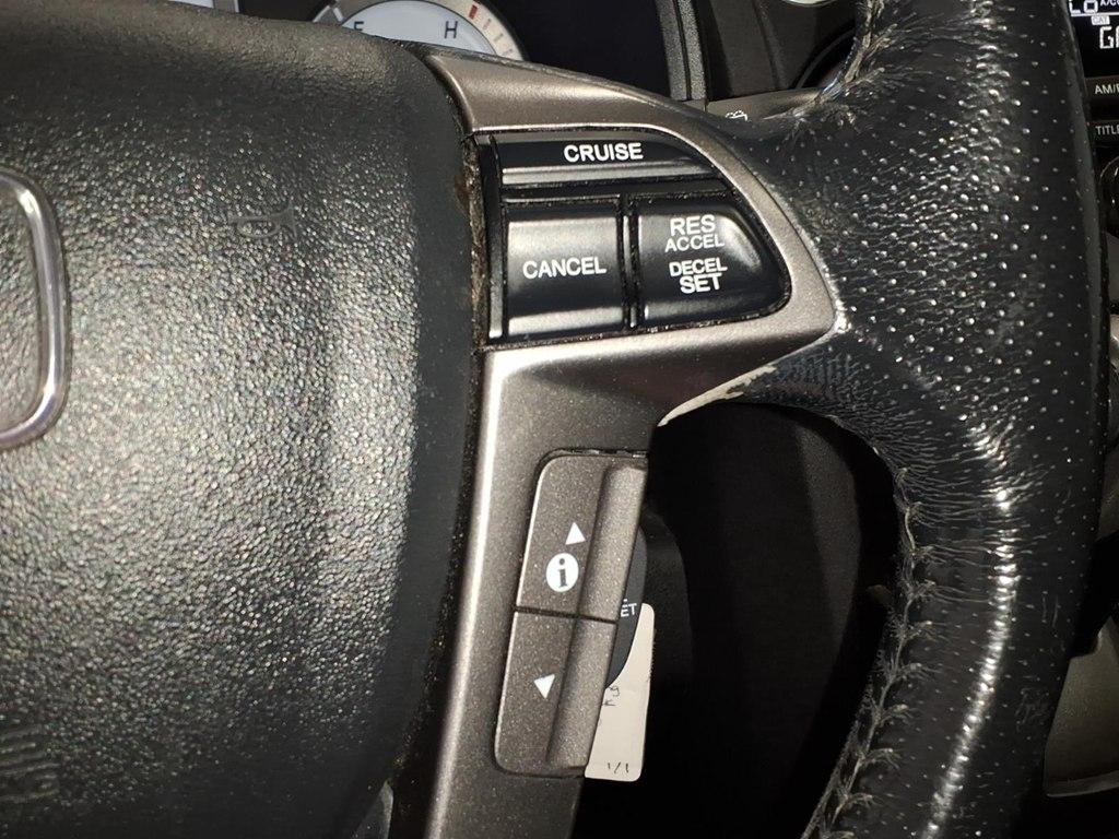 Honda Pilot 4WD 4dr Touring w/RES & Navi 2015
