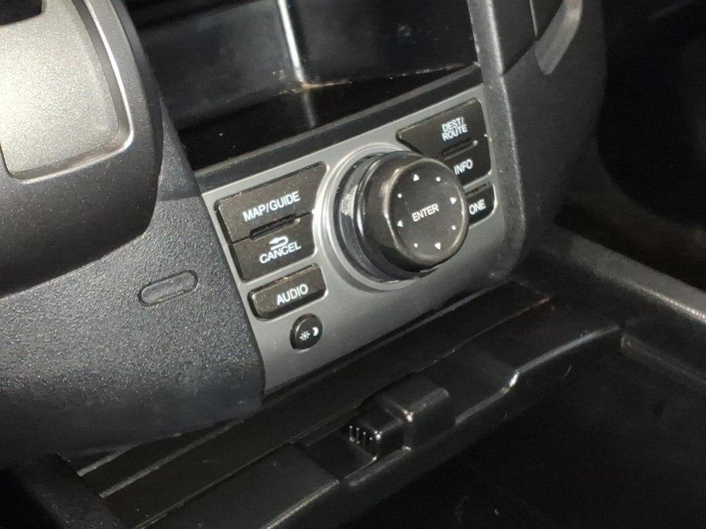 Honda Pilot 4WD 4dr Touring w/RES & Navi 2015