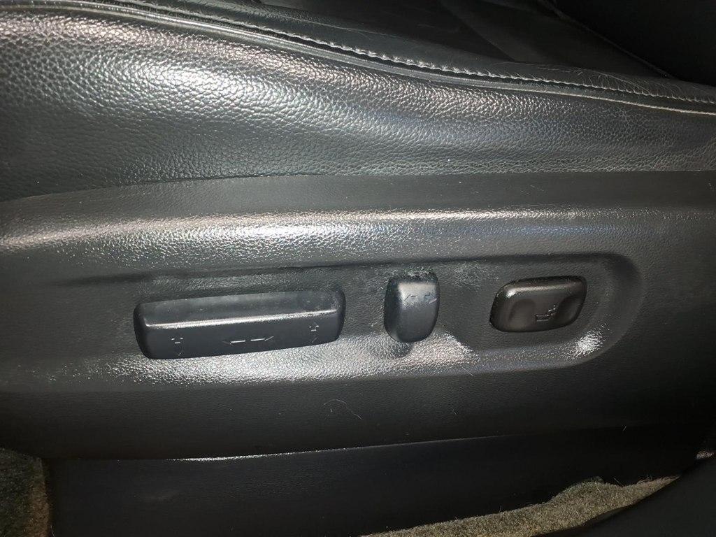 Honda Pilot 4WD 4dr Touring w/RES & Navi 2015