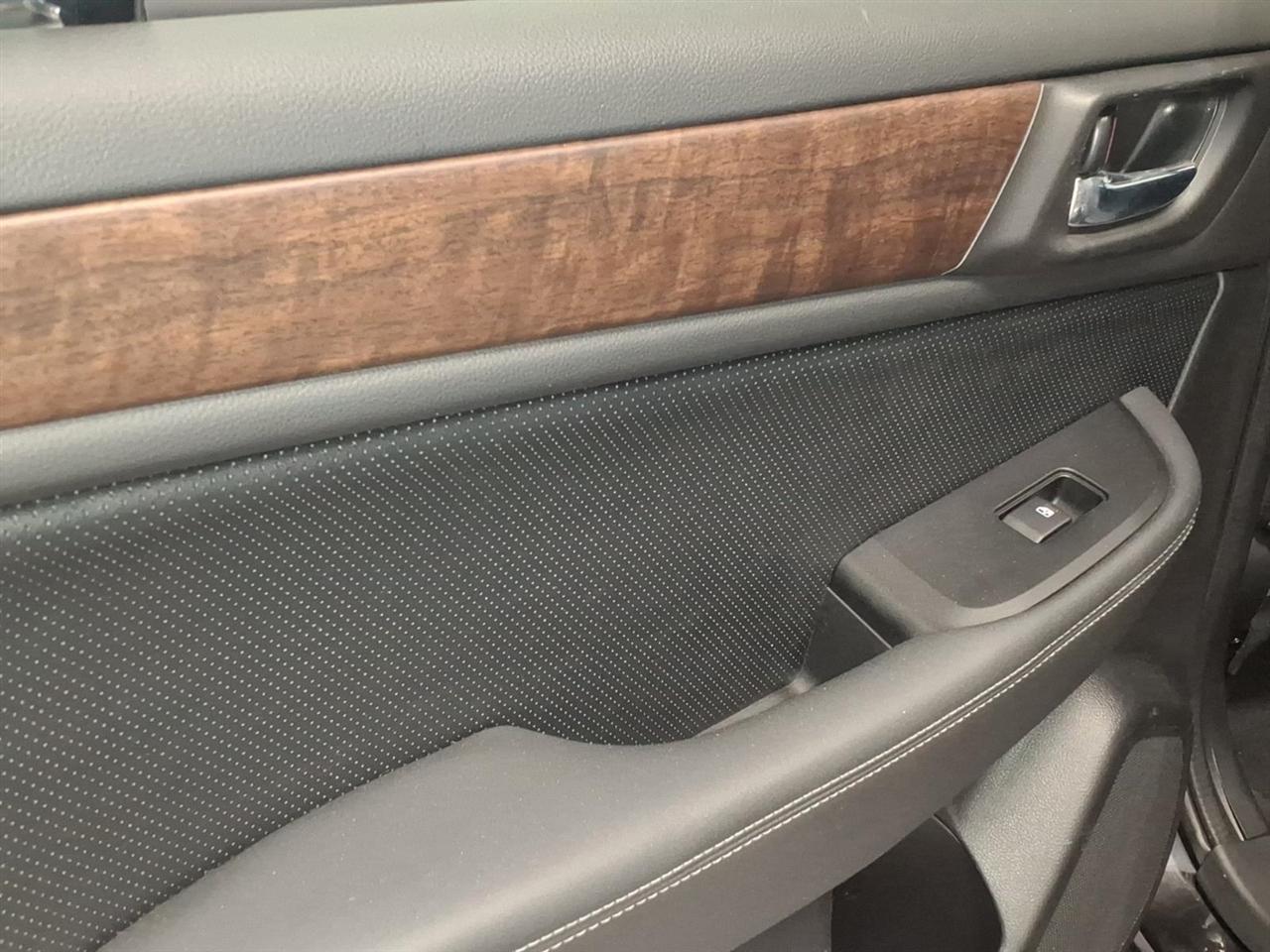 Subaru Outback 4dr Wgn 3.6R Limited 2016