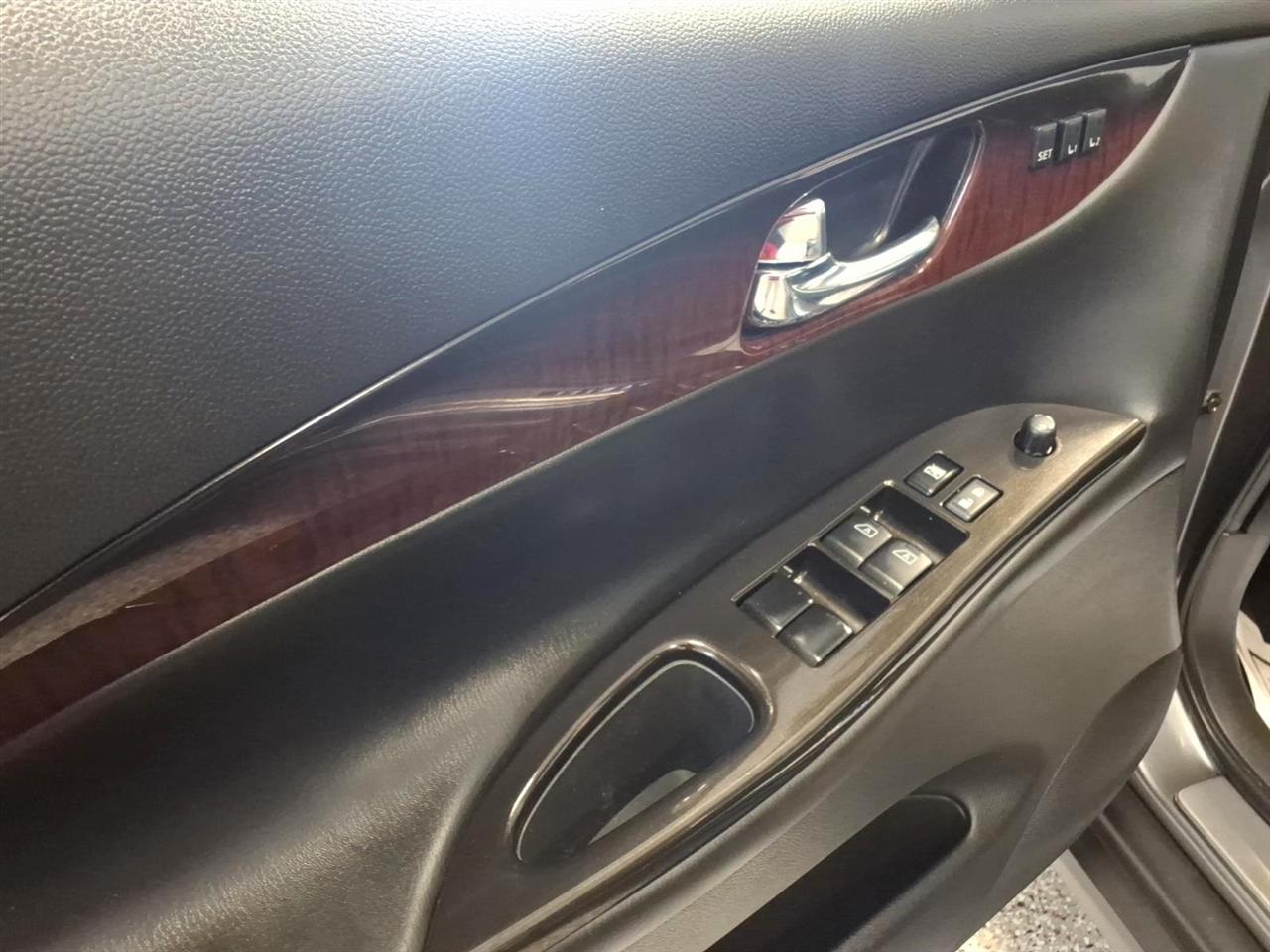 Infiniti QX50 AWD 2017