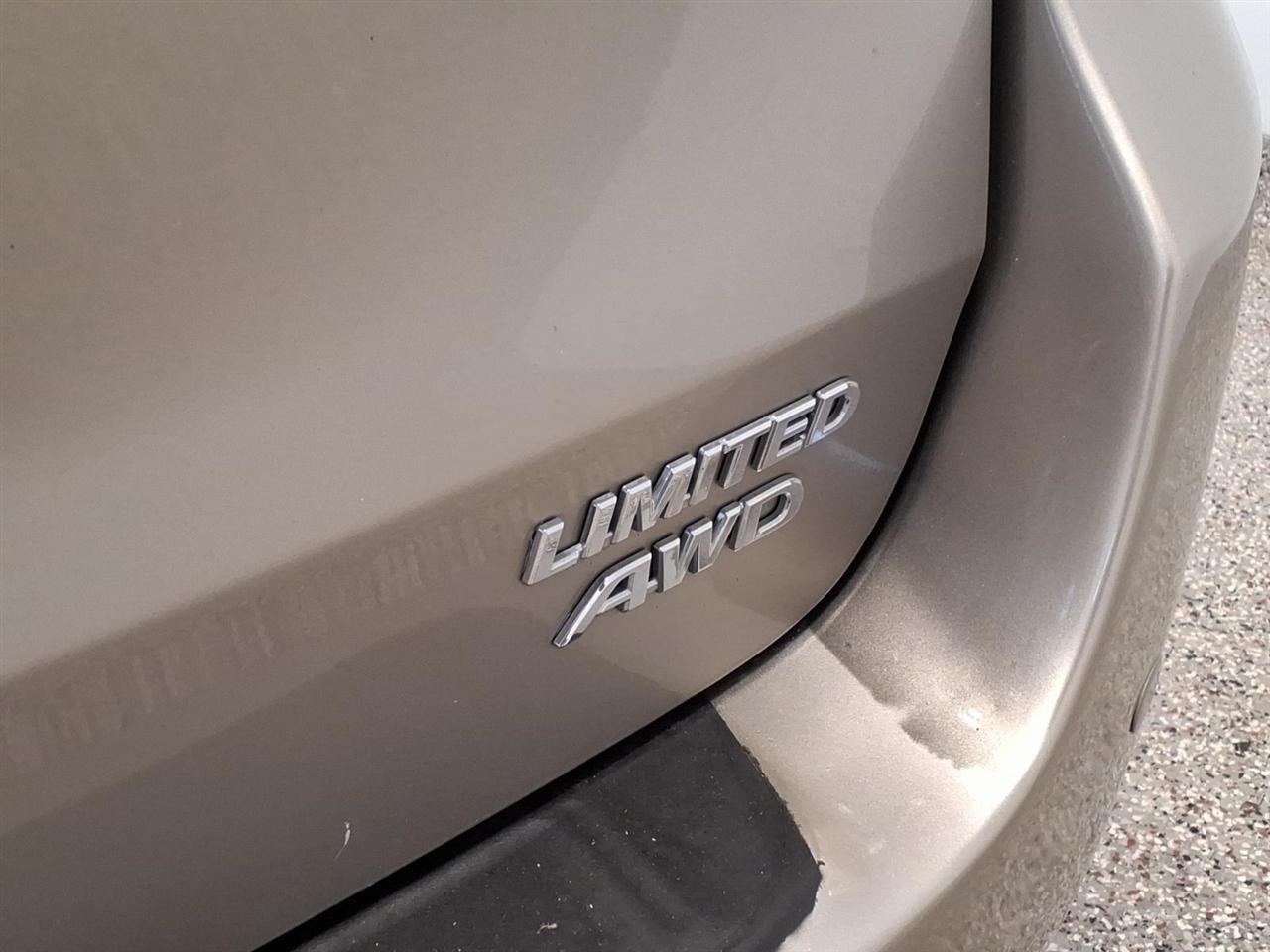 Toyota Sienna Limited Premium AWD 7-Passenger V6 2015