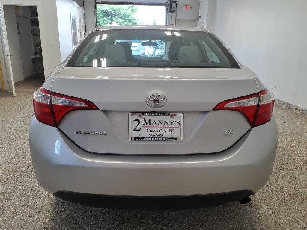 Toyota Corolla LE 2016