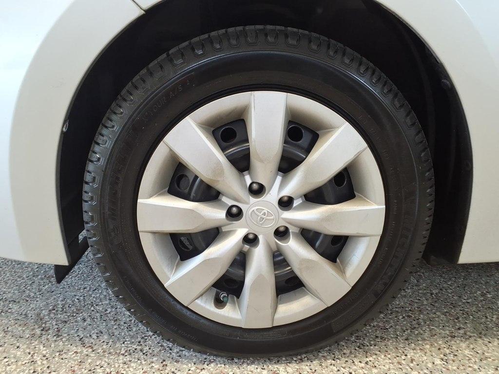Toyota Corolla LE 2016