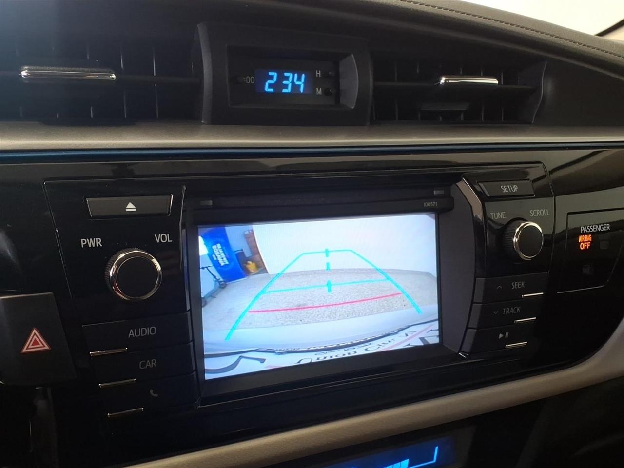 Toyota Corolla LE 2016