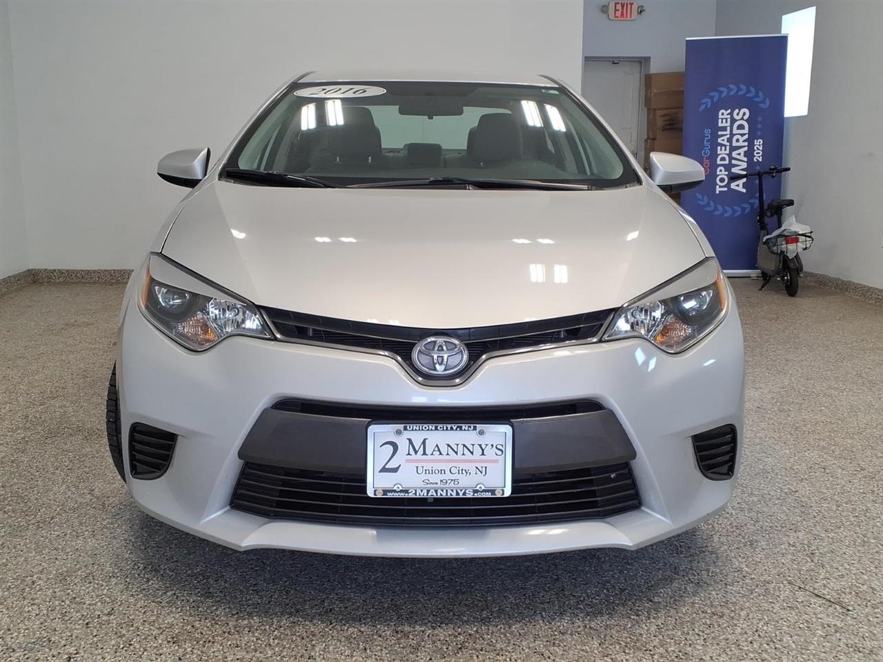 Toyota Corolla LE 2016